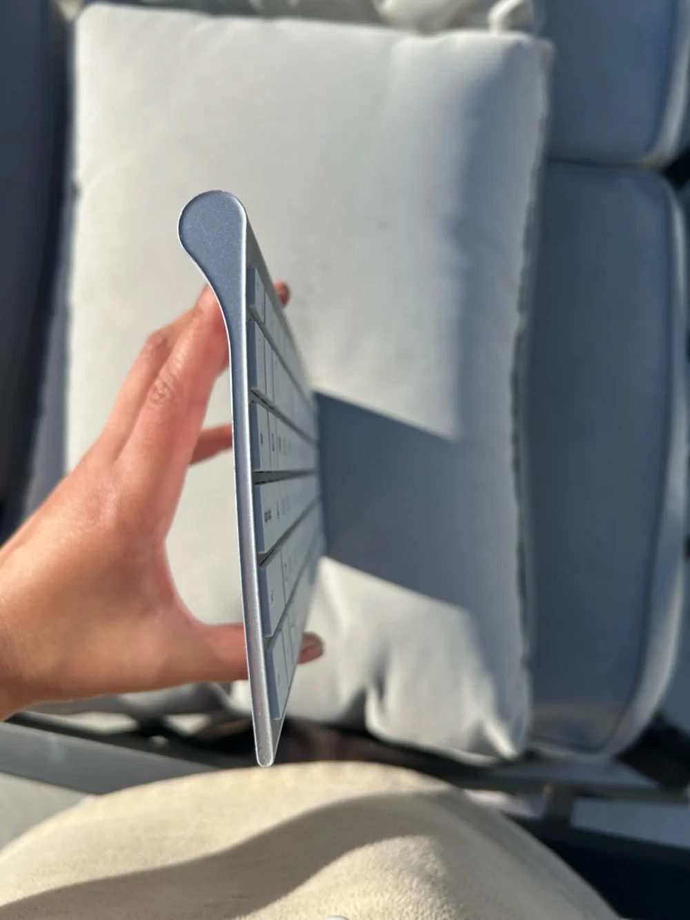 Slim Wireless White Aluminum Keyboard